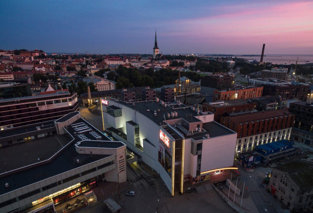 Postimaja and Coca-Cola Plaza